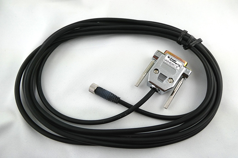 Connection cable Voltage Isolator to the third party device (CX)